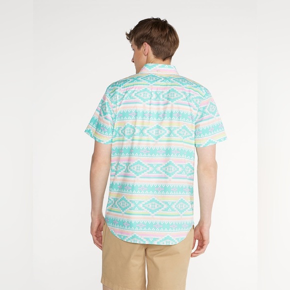 Chubbies En Fuego Wild Button Down Short Sleeve Shirt Size Large Aztec Geo 3 - Picture 5 of 7